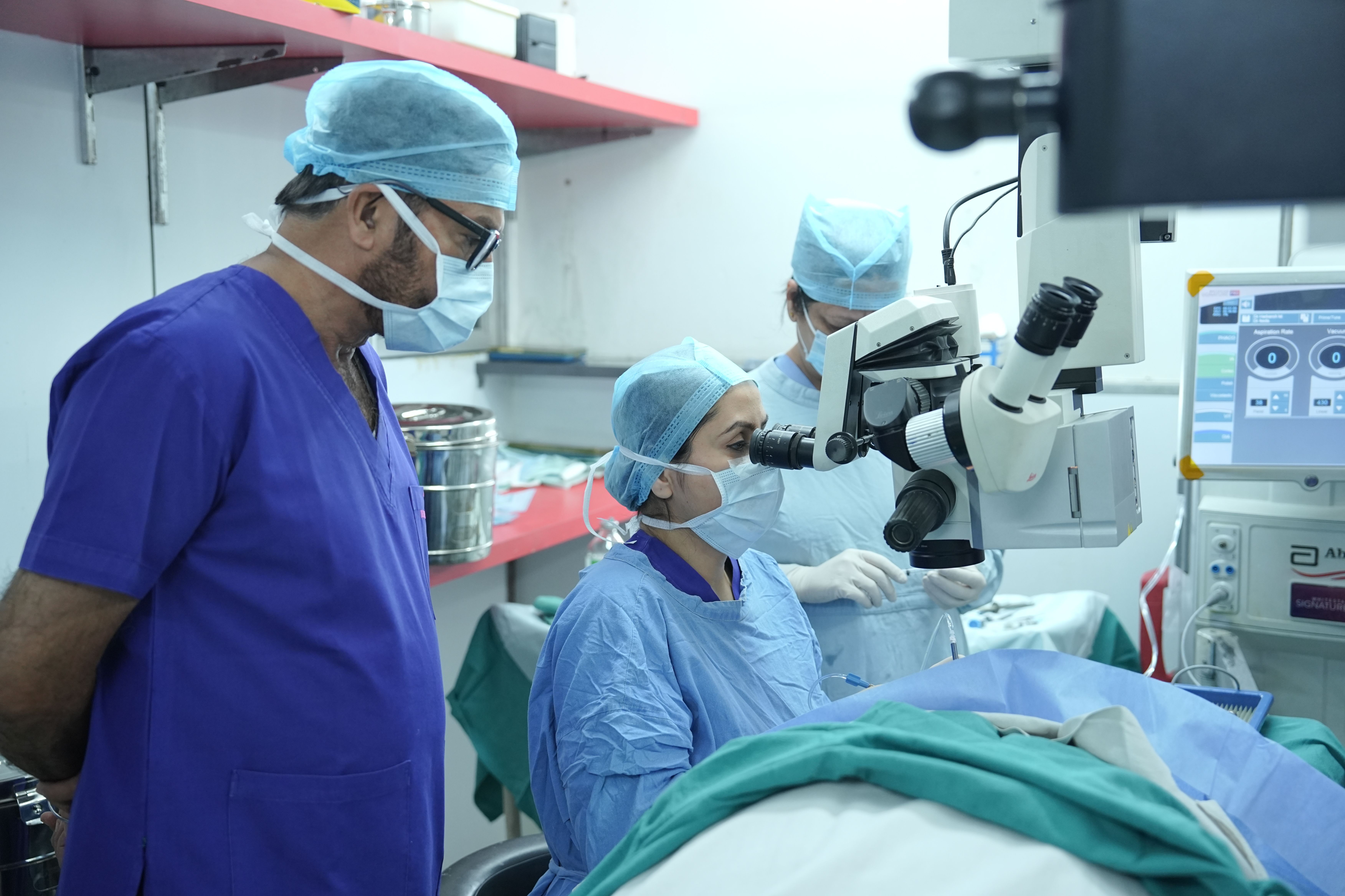 Modern eye care facility with advanced diagnostic equipment